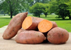 Sweet Potato Calories: Nutrition Facts and Health Benefits - Diet That